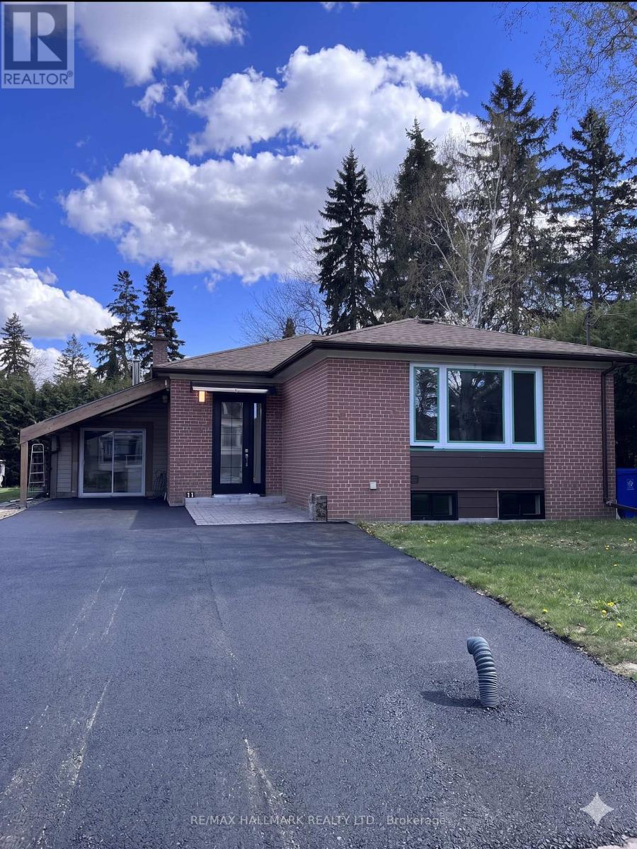 BASEMENT 2 - 11 JOHNSON ROAD, Aurora, Ontario
