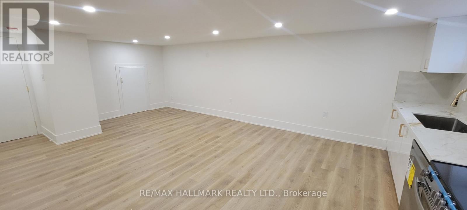 Basement 2 - 11 Johnson Road, Aurora, Ontario  L4G 2A3 - Photo 10 - N13108412
