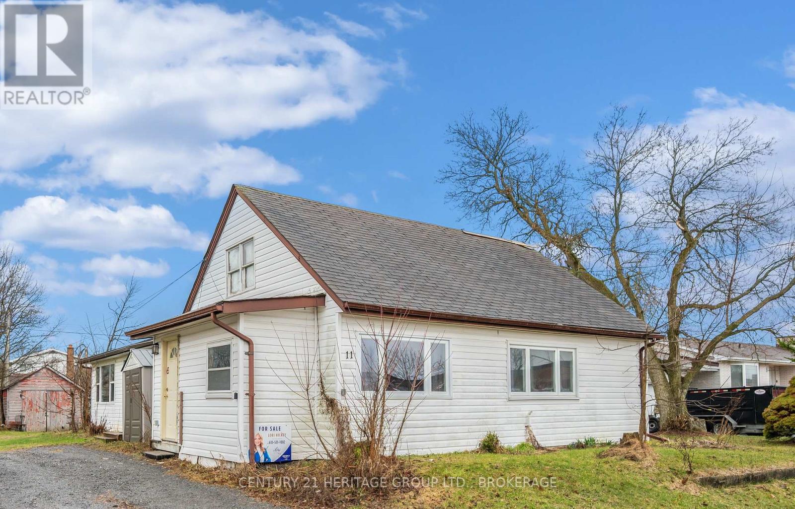 11 NORTH STREET, Loyalist, Ontario