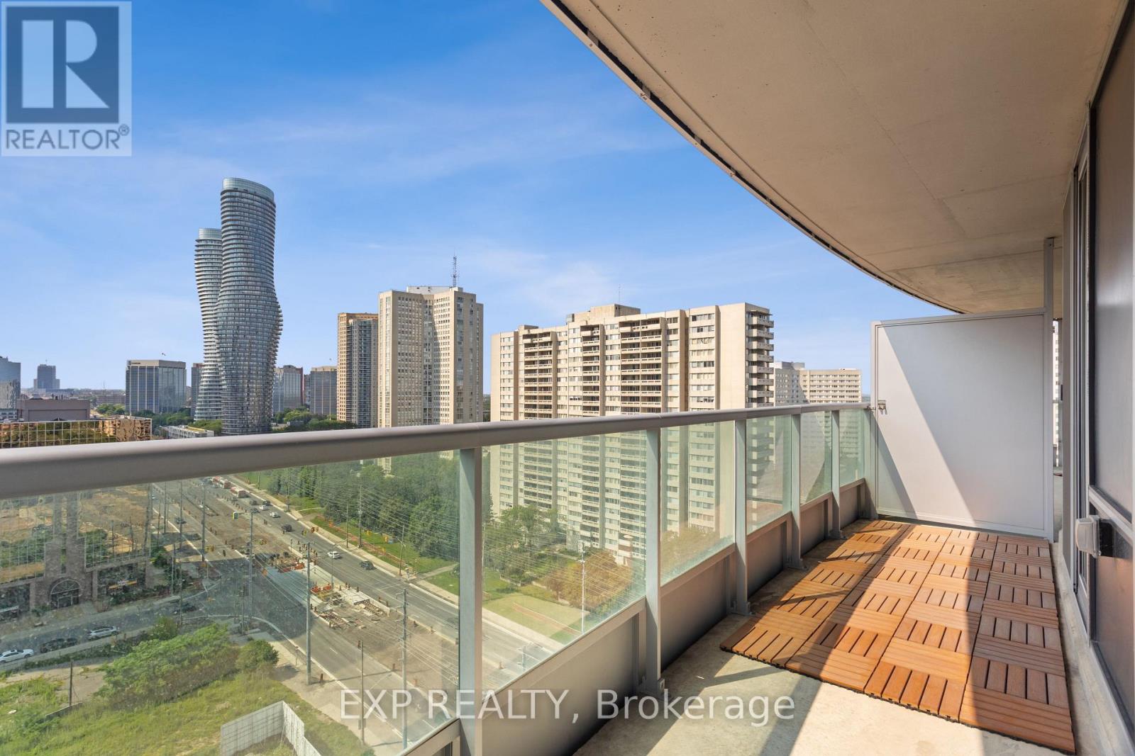 1609 - 1 Elm Drive W, Mississauga, Ontario  L5B 4M1 - Photo 3 - W13126104