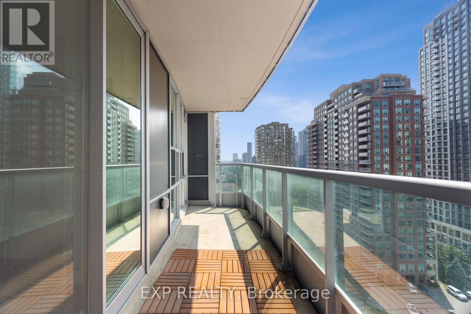 1609 - 1 Elm Drive W, Mississauga, Ontario  L5B 4M1 - Photo 4 - W13126104