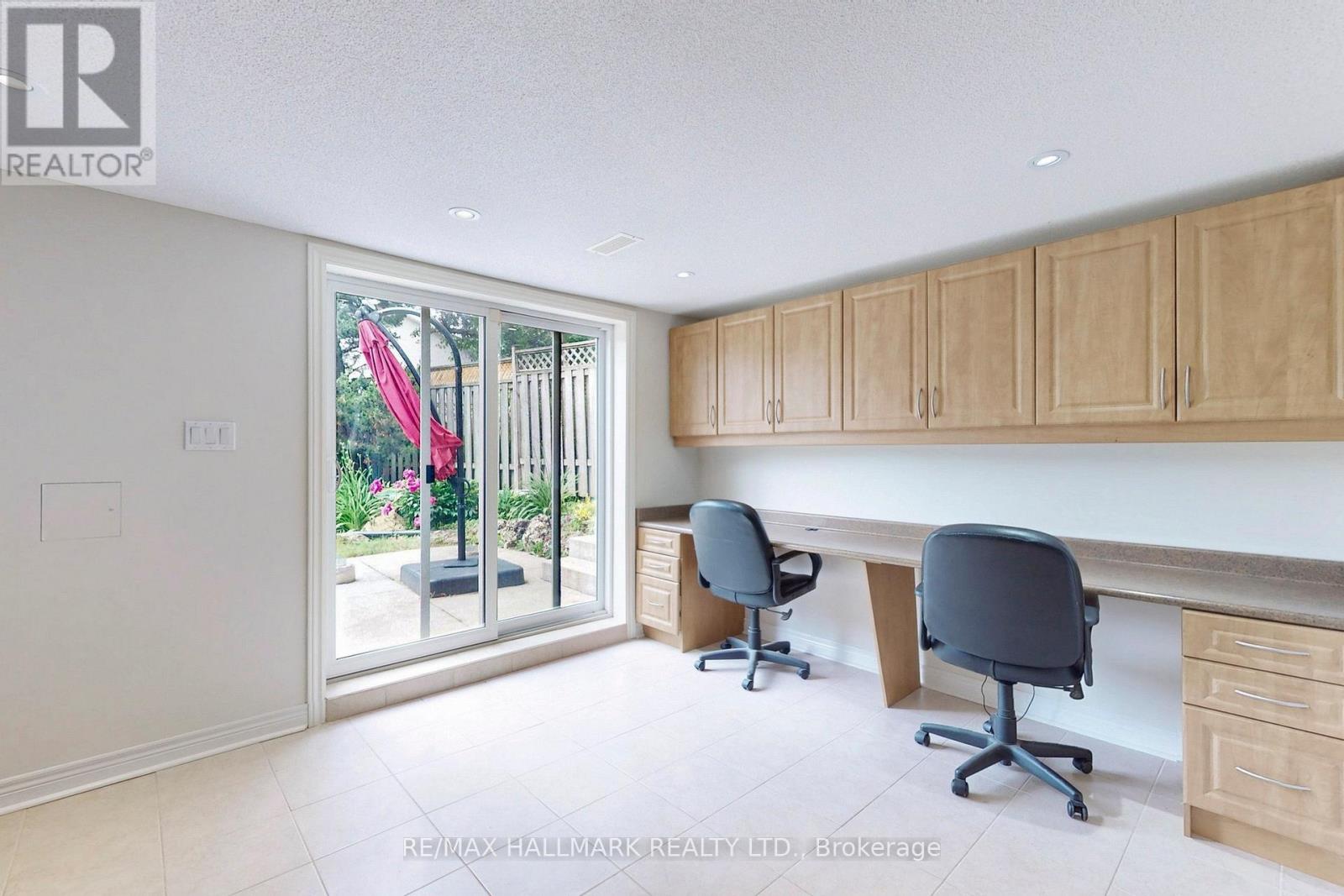 2 Butterfield Drive, Toronto, Ontario  M3A 2L8 - Photo 36 - C12990832