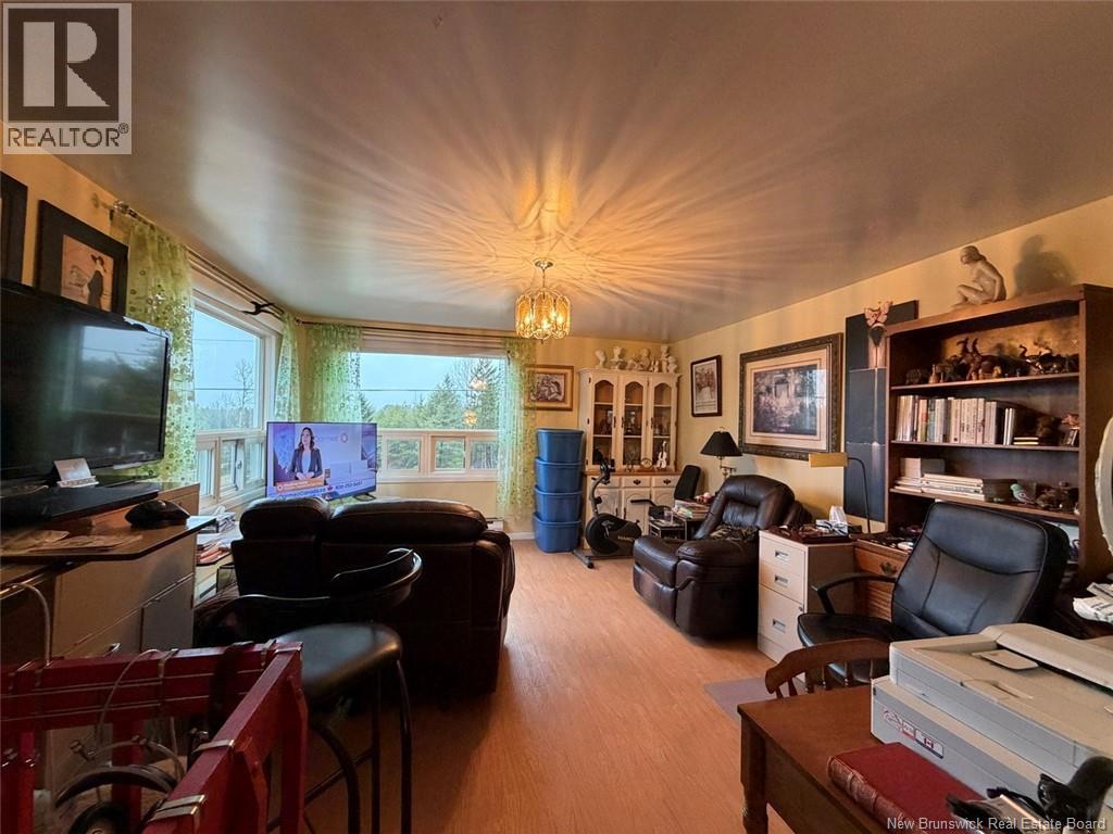 243 Riviere Verte Road, Rivière-Verte, New Brunswick  E7A 3A1 - Photo 6 - NB137955