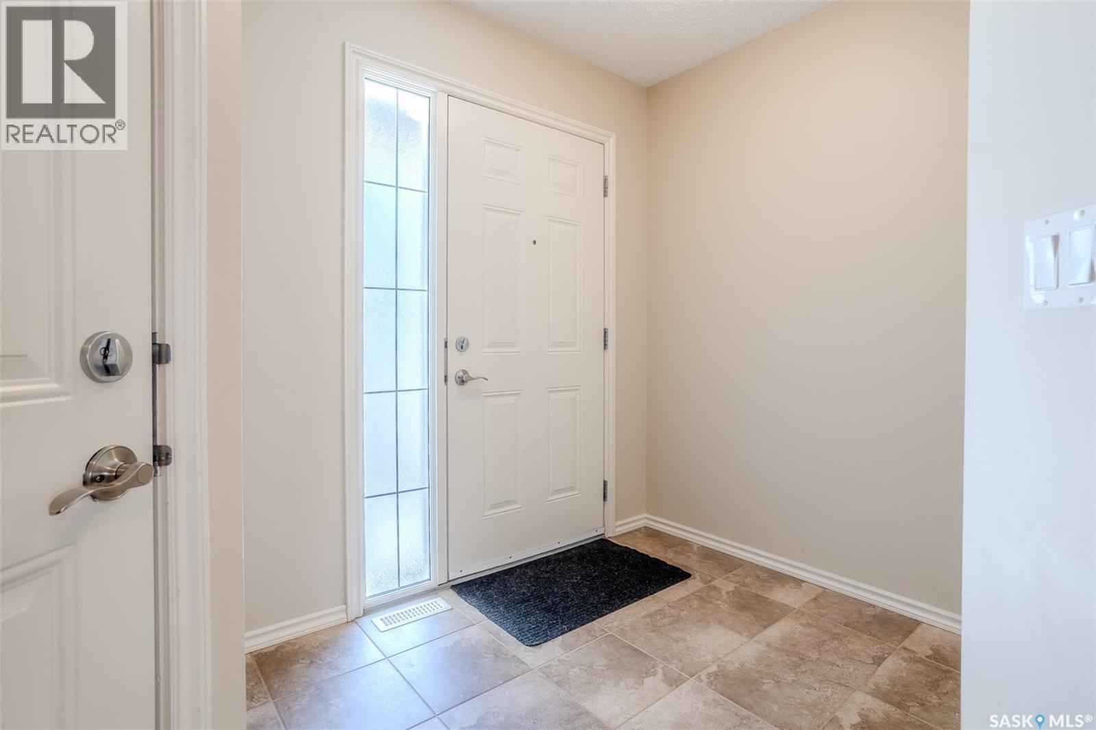 306 105 Lynd Crescent, Saskatoon, Saskatchewan  S7T 0C3 - Photo 5 - SK035959