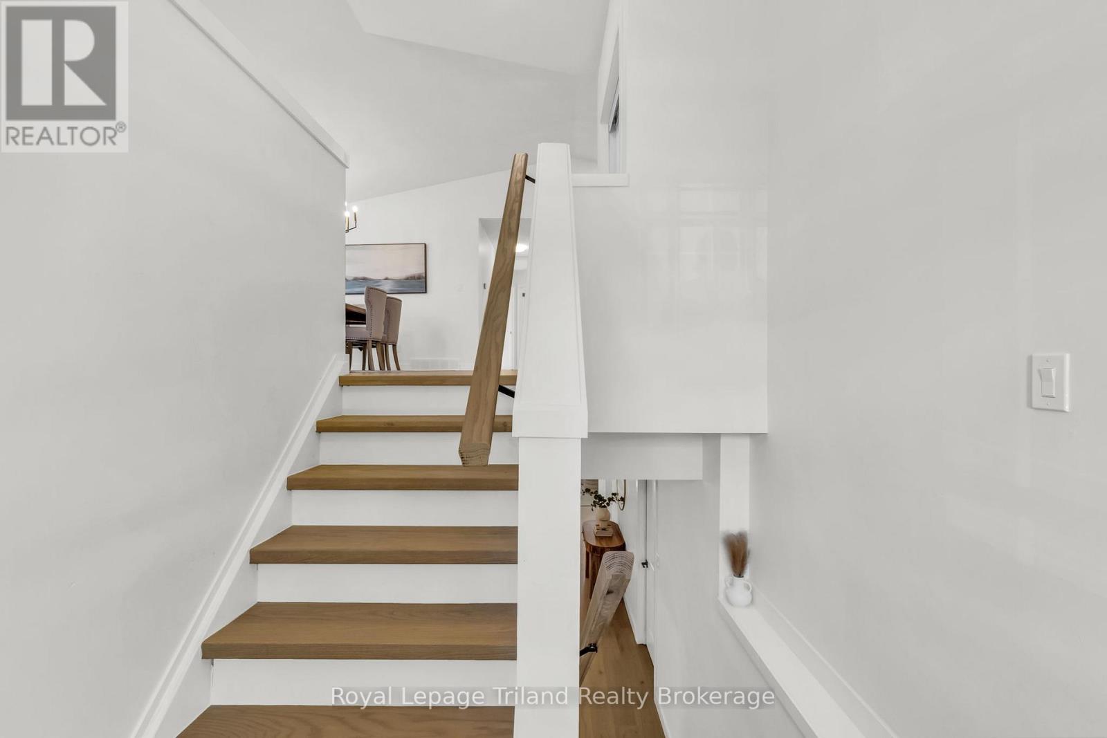 64 Hickory Boulevard W, Strathroy-Caradoc, Ontario  N7G 4E9 - Photo 2 - X13126182