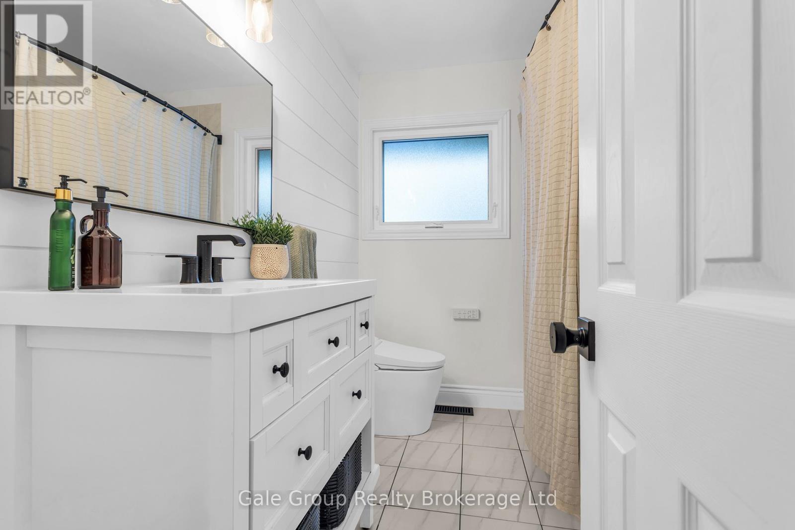9 Strathcona Drive, London East, Ontario  N5W 1P7 - Photo 11 - X13126194