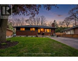 9 STRATHCONA DRIVE, London East, Ontario