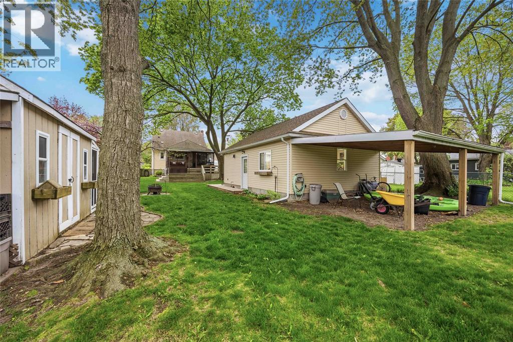 1098 Willa Drive, Sarnia, Ontario  N7S 1T2 - Photo 33 - 26011101