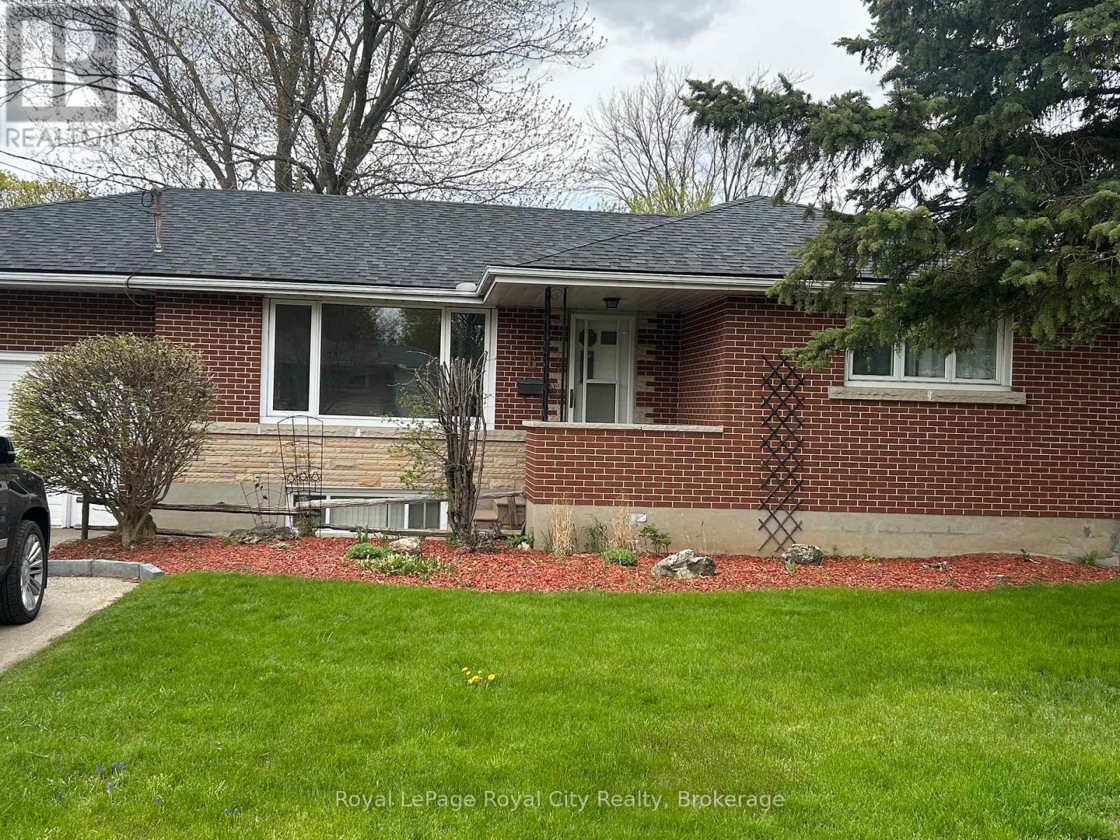Main Floor - 6 Montgomery Street, Guelph, Ontario  N1E 1P9 - Photo 1 - X13126170