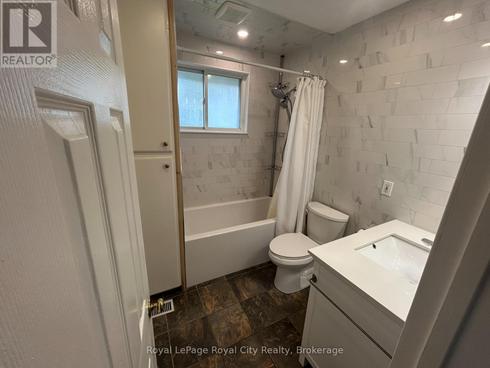 Main Floor - 6 Montgomery Street, Guelph, Ontario  N1E 1P9 - Photo 5 - X13126170