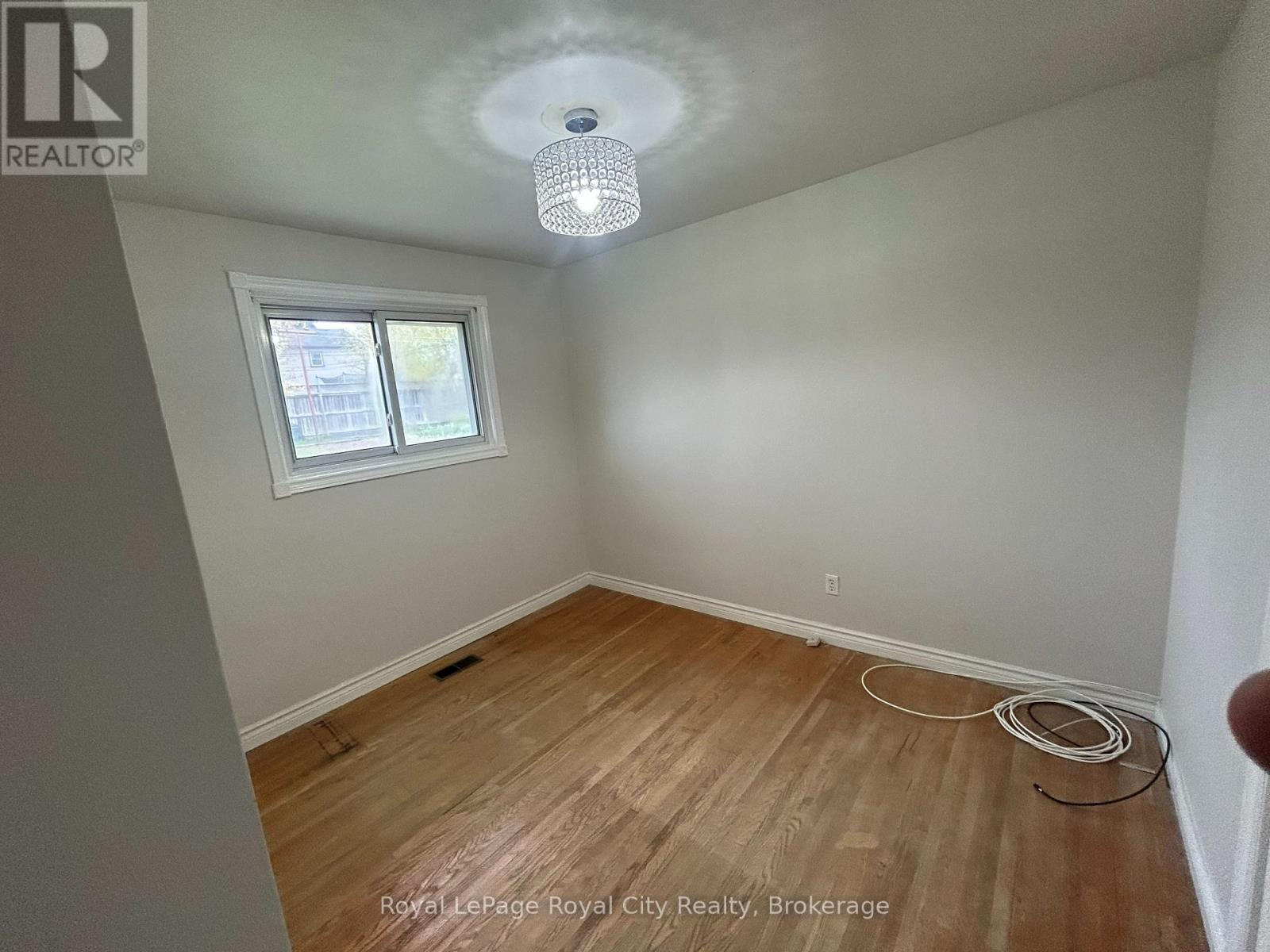 Main Floor - 6 Montgomery Street, Guelph, Ontario  N1E 1P9 - Photo 6 - X13126170