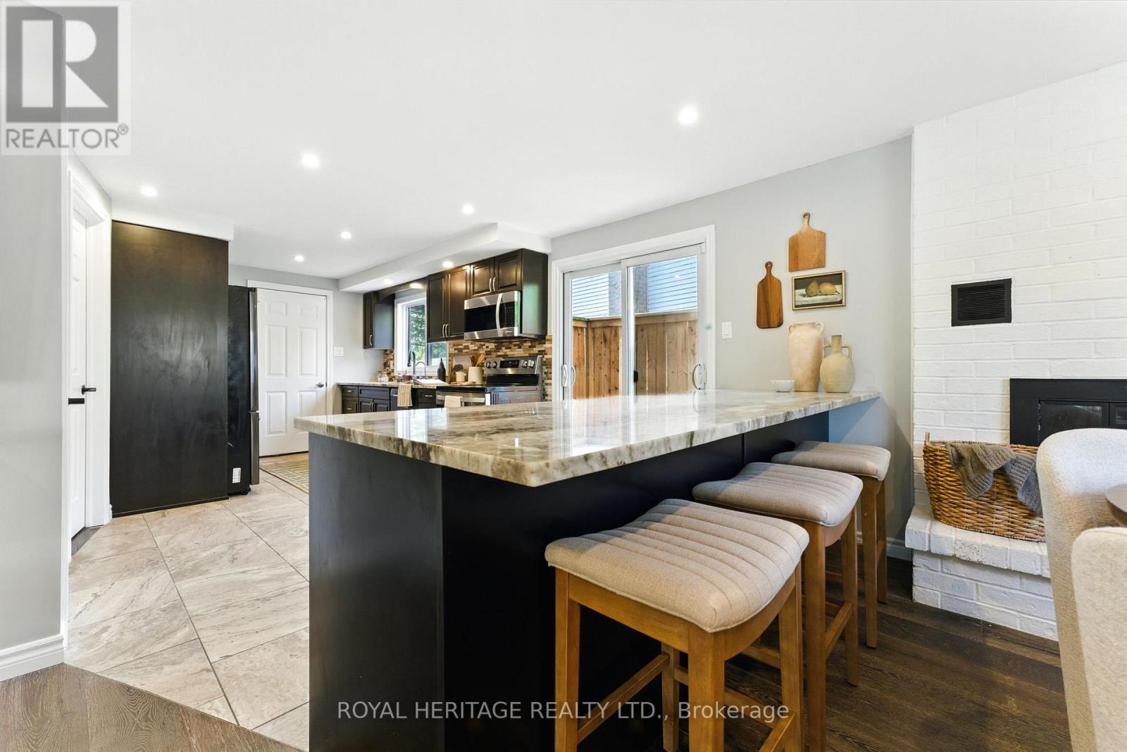 35 Aspen Valley Crescent, Guelph, Ontario  N1G 3Z9 - Photo 8 - X13126176