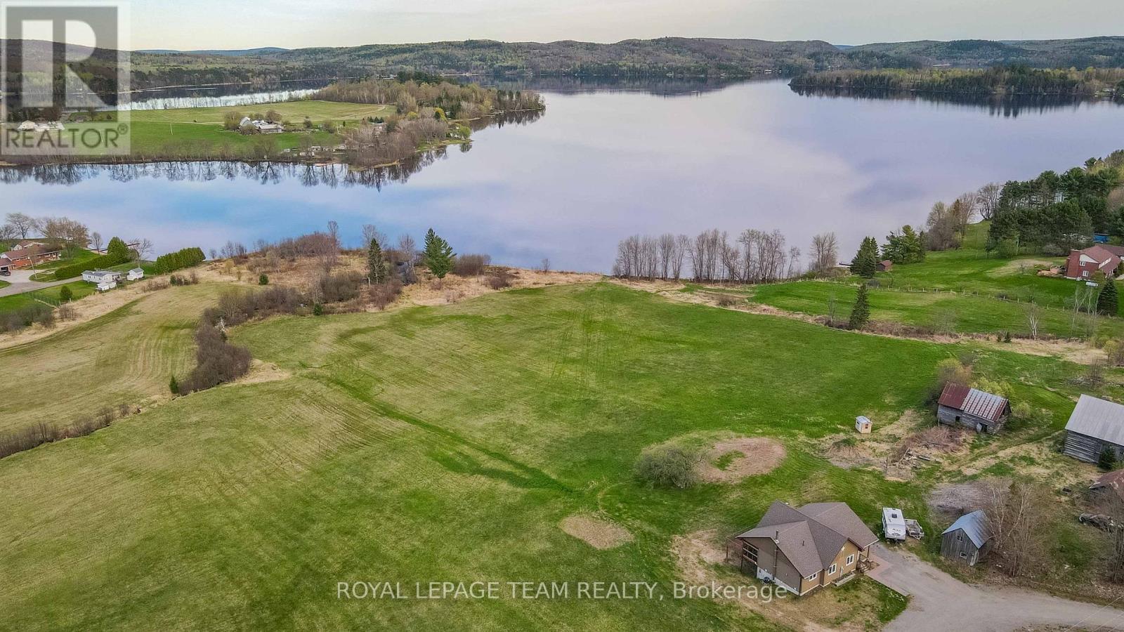 299 Siberia Road, Madawaska Valley, Ontario  K0J 1B0 - Photo 2 - X13119404