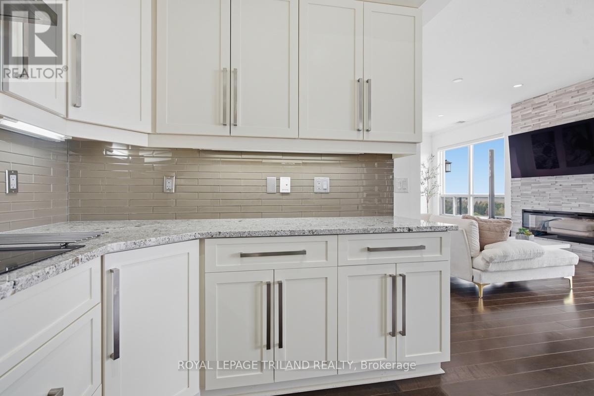 1403 - 240 Villagewalk Boulevard, London North, Ontario  N6G 0P6 - Photo 8 - X13126216