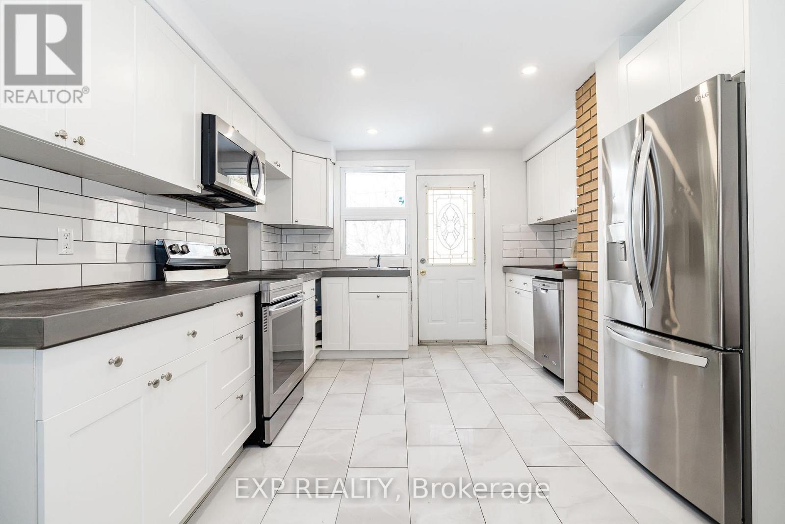 2196 Plesser Street, Ottawa, Ontario  K1G 2X3 - Photo 11 - X13126168