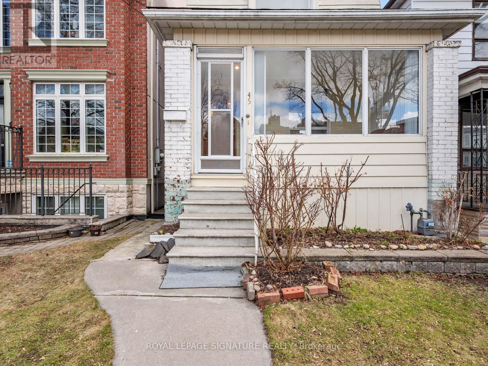 45 EATON AVENUE, Toronto, Ontario