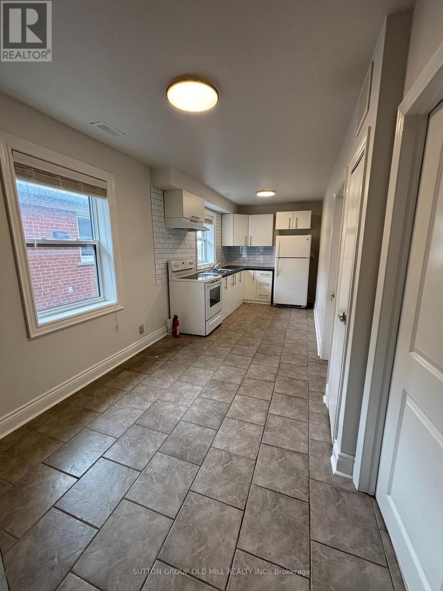 Upper - 85a Evans Avenue, Toronto, Ontario  M8Z 1H7 - Photo 14 - W13126180