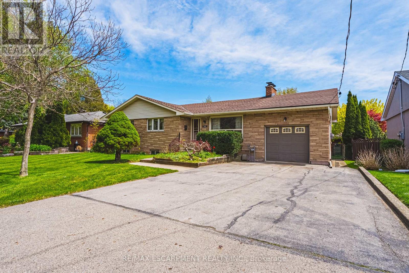 2218 GHENT AVENUE, Burlington, Ontario