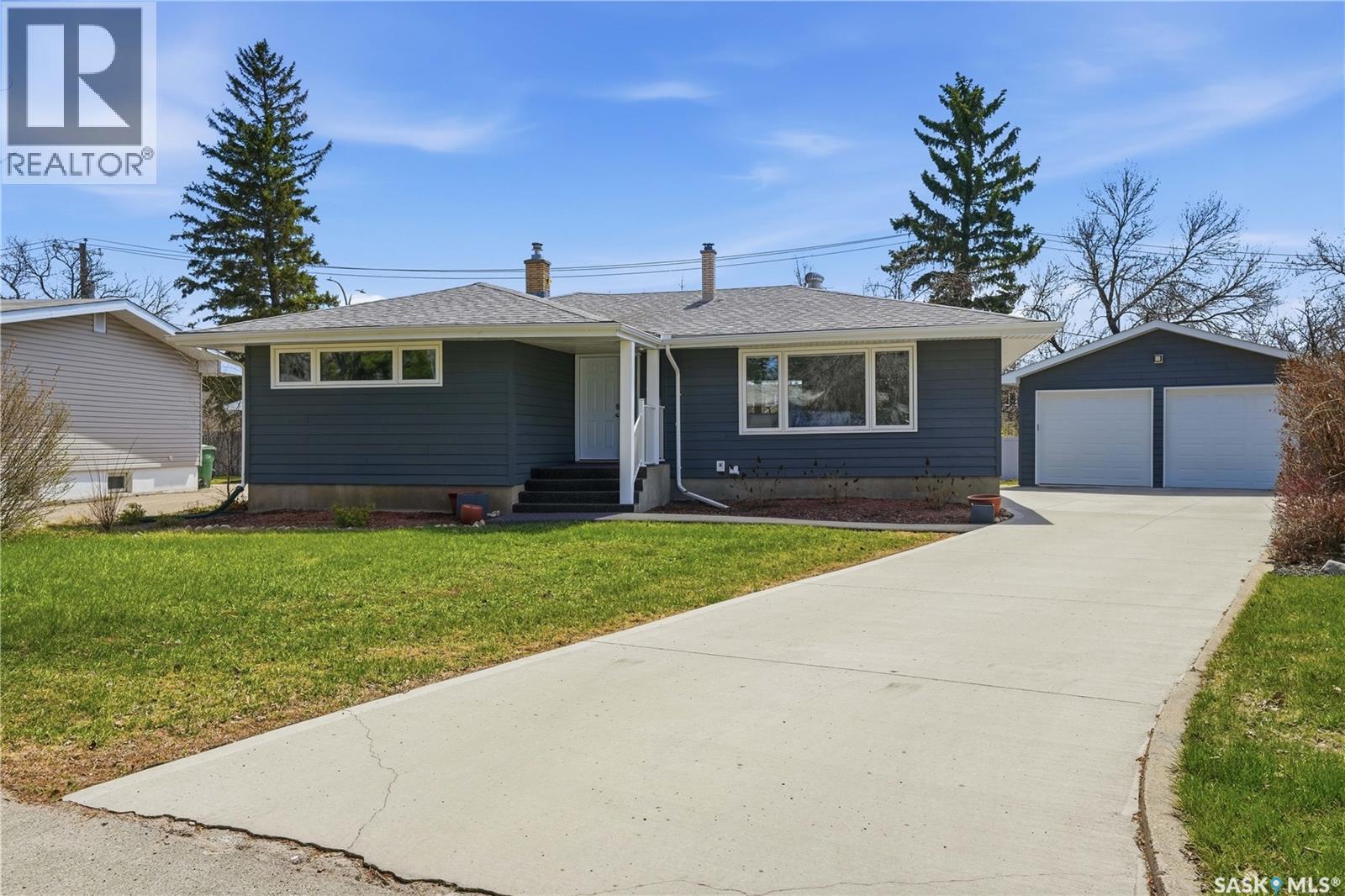 73 Darke Crescent, Regina, Saskatchewan  S4S 3Y1 - Photo 1 - SK035603
