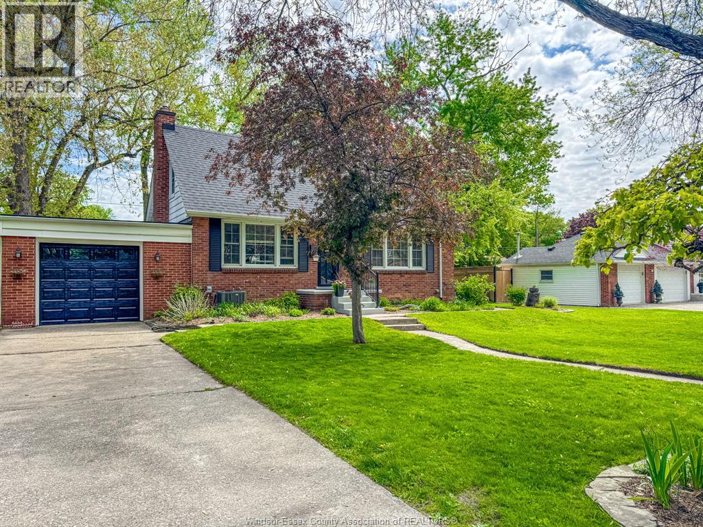 3560 Church St, Windsor, Ontario  N9E 1V8 - Photo 3 - 26010909