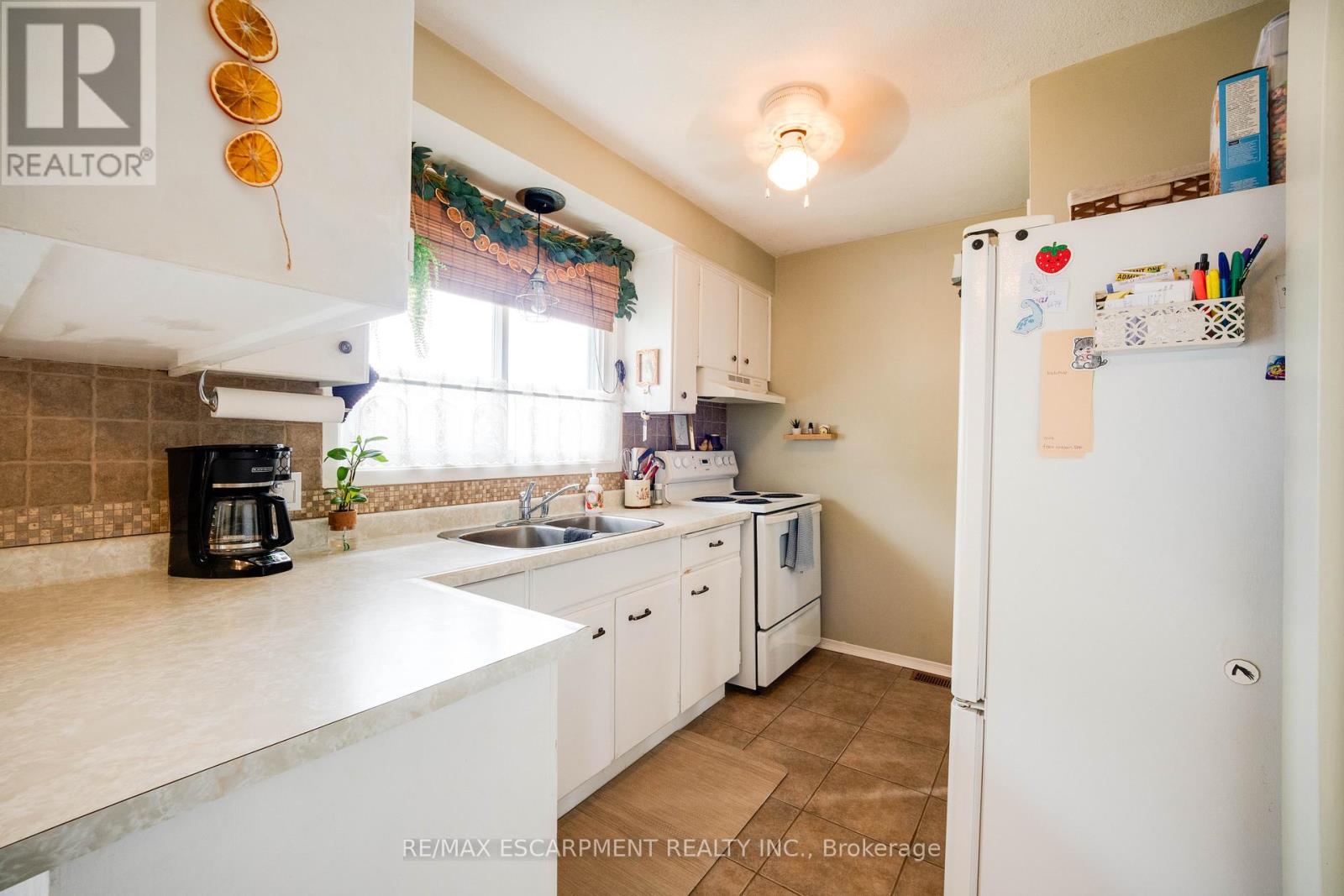 50 Ellenson Drive, Brantford, Ontario  N3R 3E5 - Photo 9 - X13126212