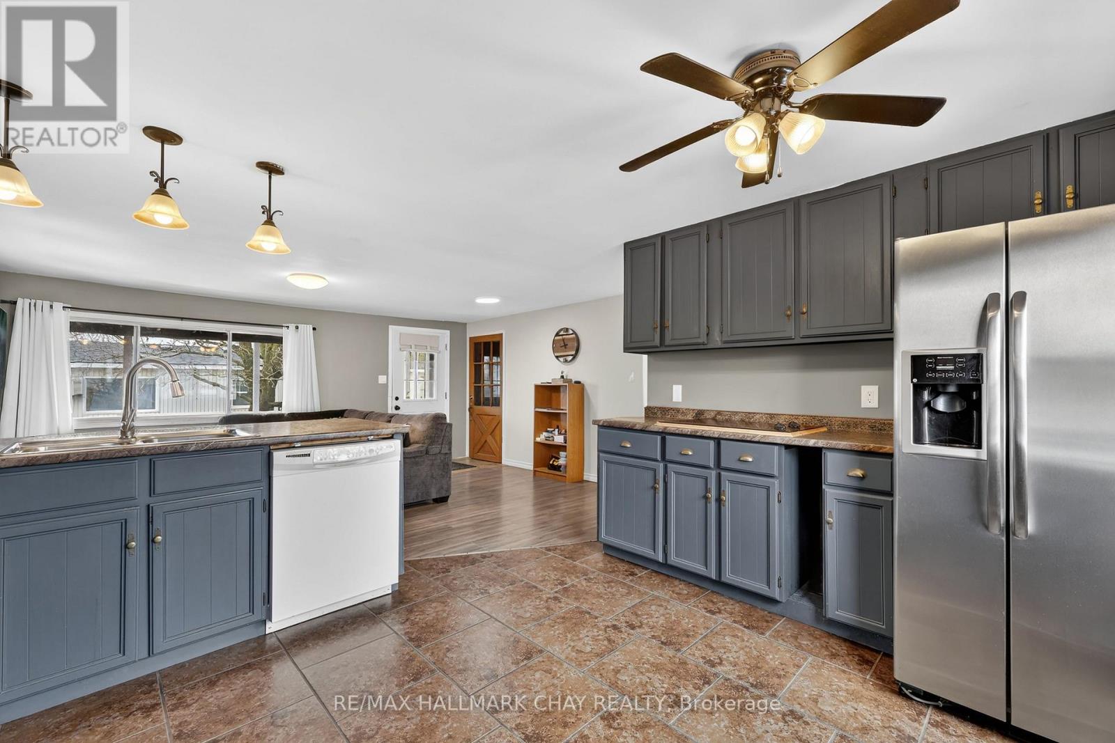 4125 Elaine Street, Severn, Ontario  L3V 0V1 - Photo 8 - S13022790
