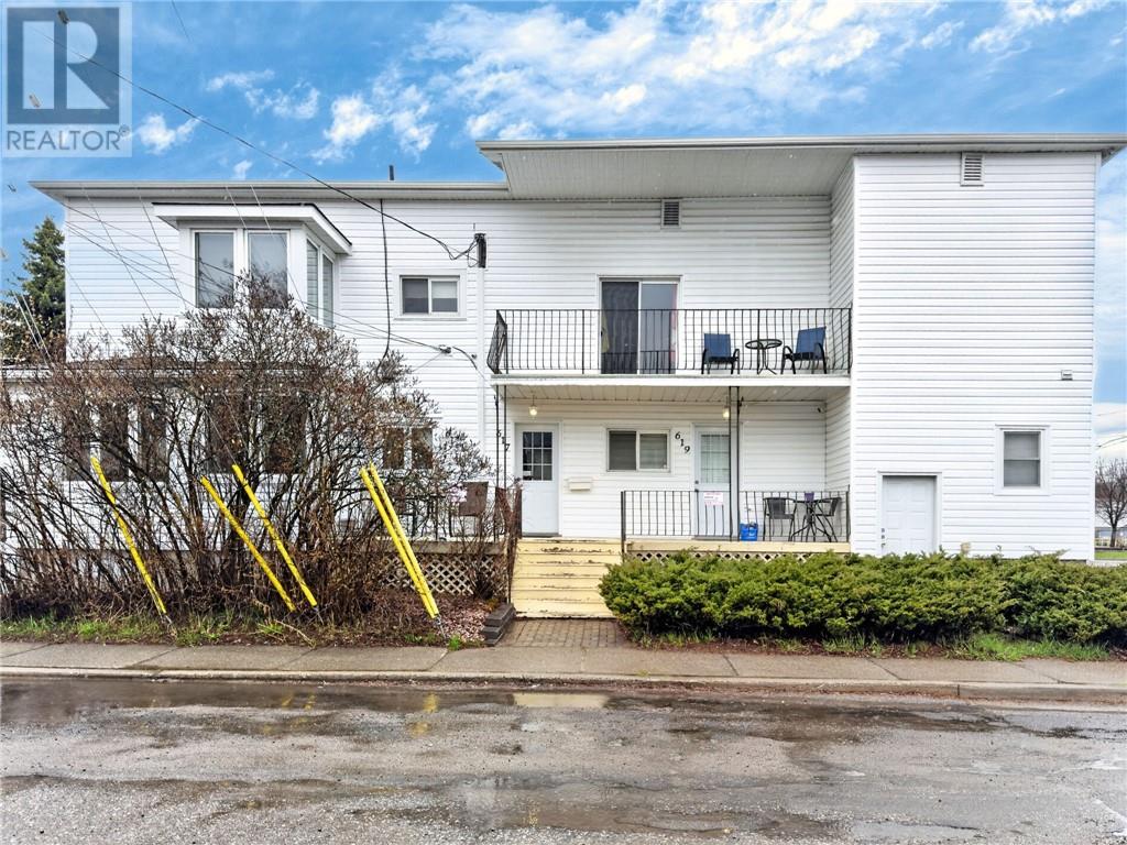 611-619 Laforest Avenue, Sudbury, Ontario  P3C 5J9 - Photo 3 - 2127737