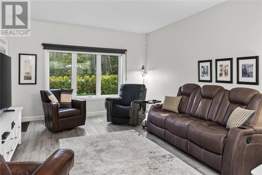 2512 Parkview Drive Unit# G20, Azilda, Ontario  P0M 1B0 - Photo 24 - 2127693