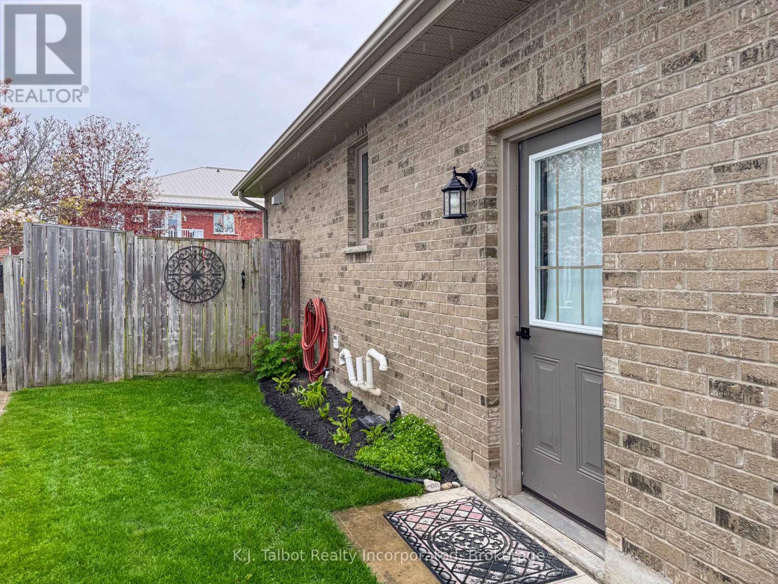 11 Lee Crescent, Goderich, Ontario  N7A 4L3 - Photo 24 - X13125348