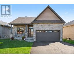 23 SENATORS GATE DRIVE, Perth, Ontario
