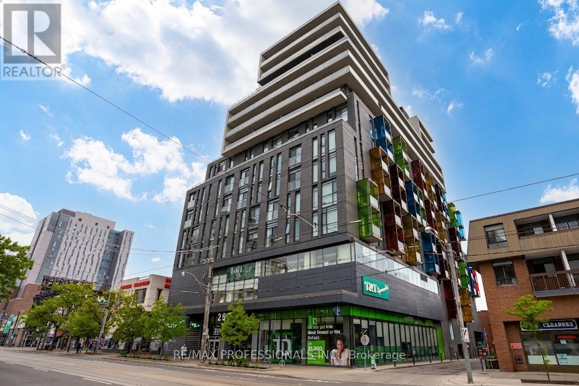 827 - 297 COLLEGE STREET, Toronto, Ontario