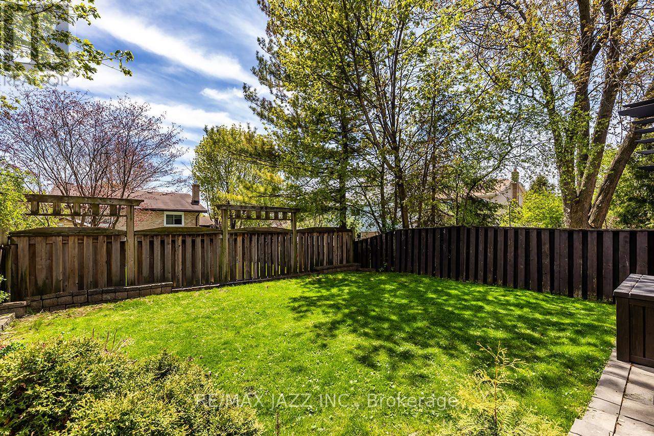 15 Graham Court, Whitby, Ontario  L1N 6E1 - Photo 46 - E13126244