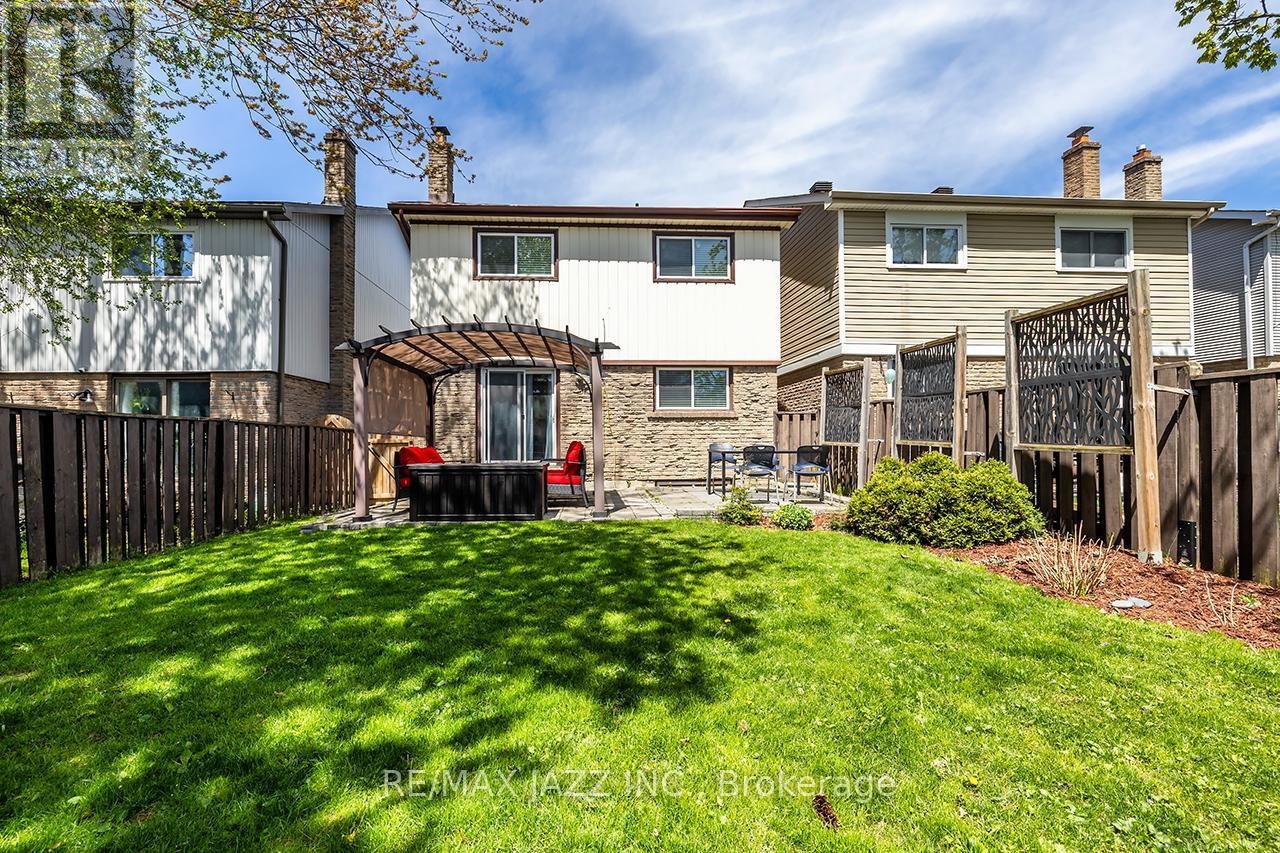 15 Graham Court, Whitby, Ontario  L1N 6E1 - Photo 48 - E13126244
