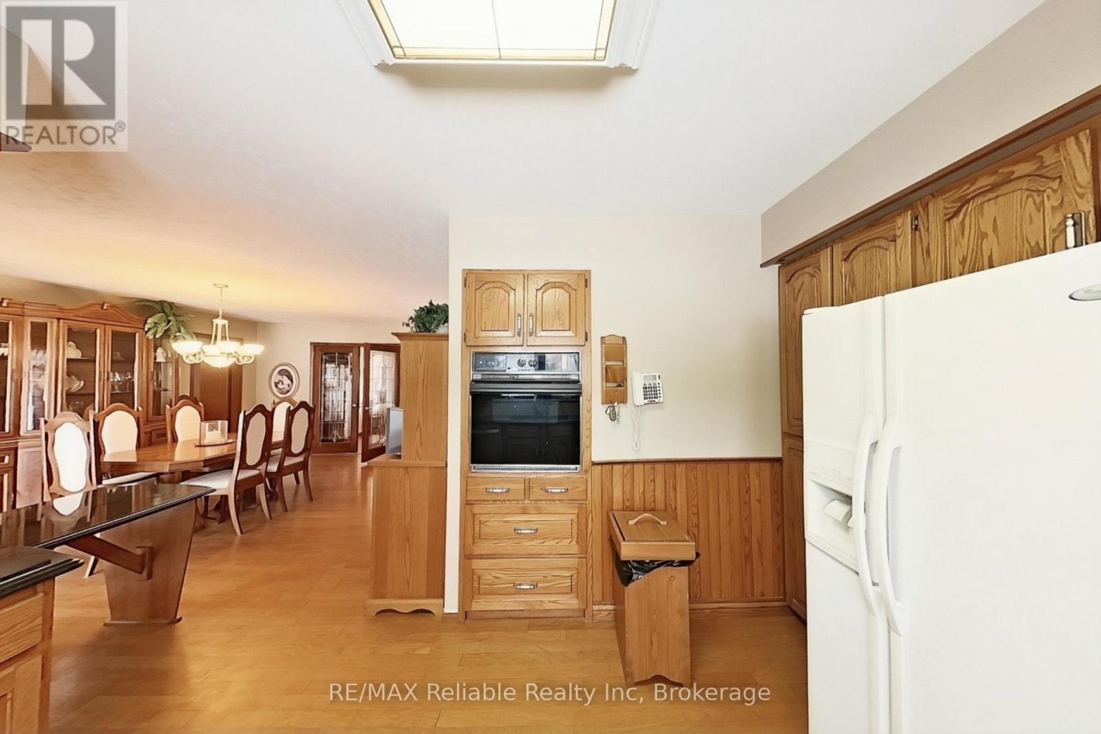 67 Rattenbury Street W, Central Huron, Ontario  N0M 1L0 - Photo 14 - X13126380