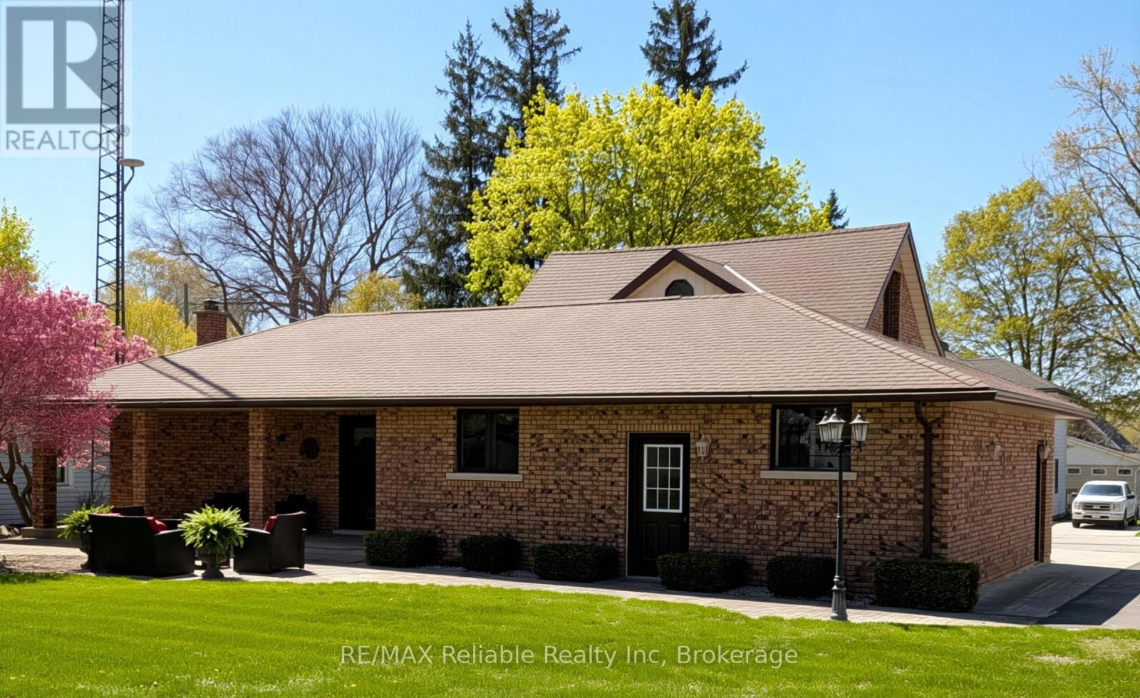 67 Rattenbury Street W, Central Huron, Ontario  N0M 1L0 - Photo 2 - X13126380