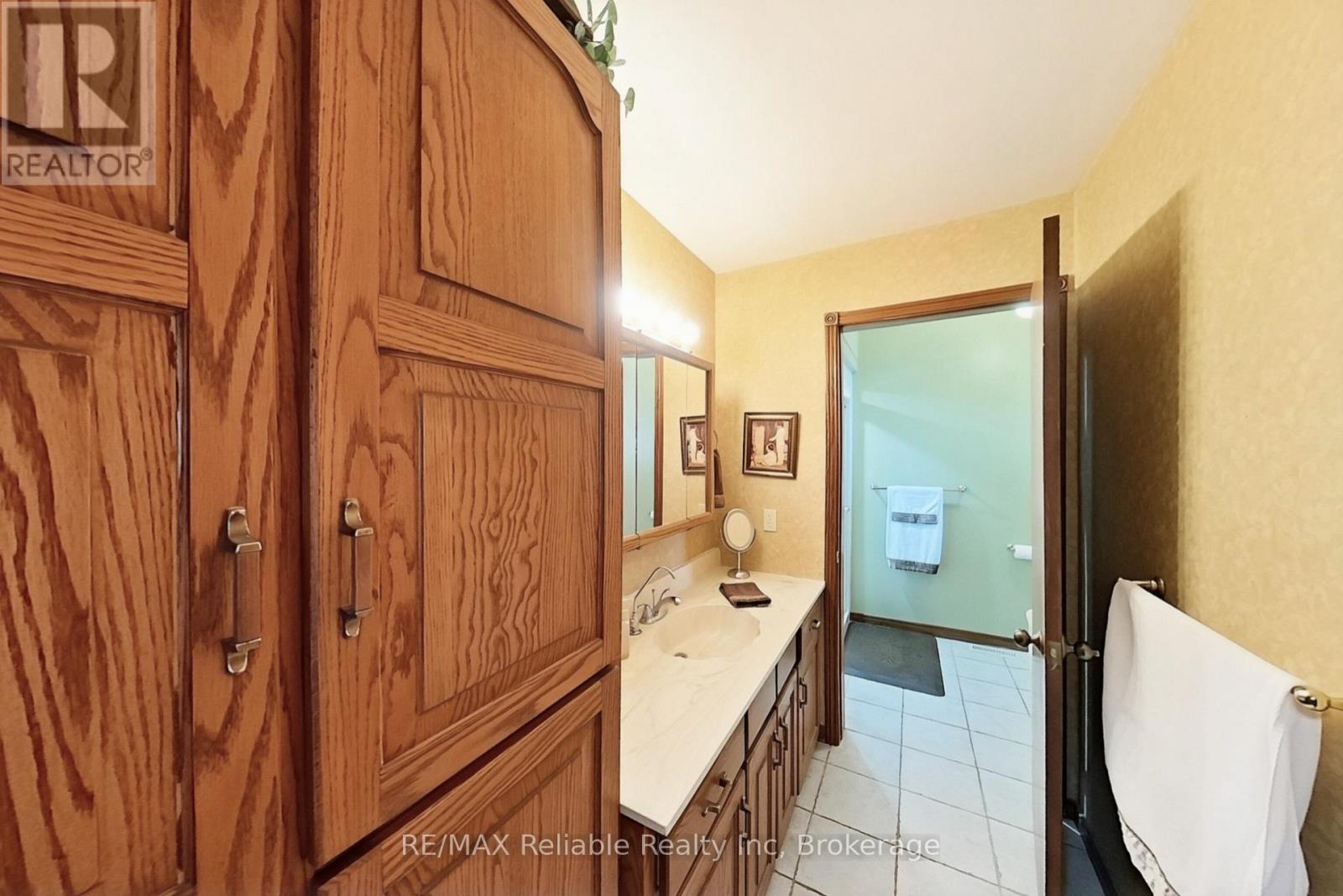 67 Rattenbury Street W, Central Huron, Ontario  N0M 1L0 - Photo 24 - X13126380