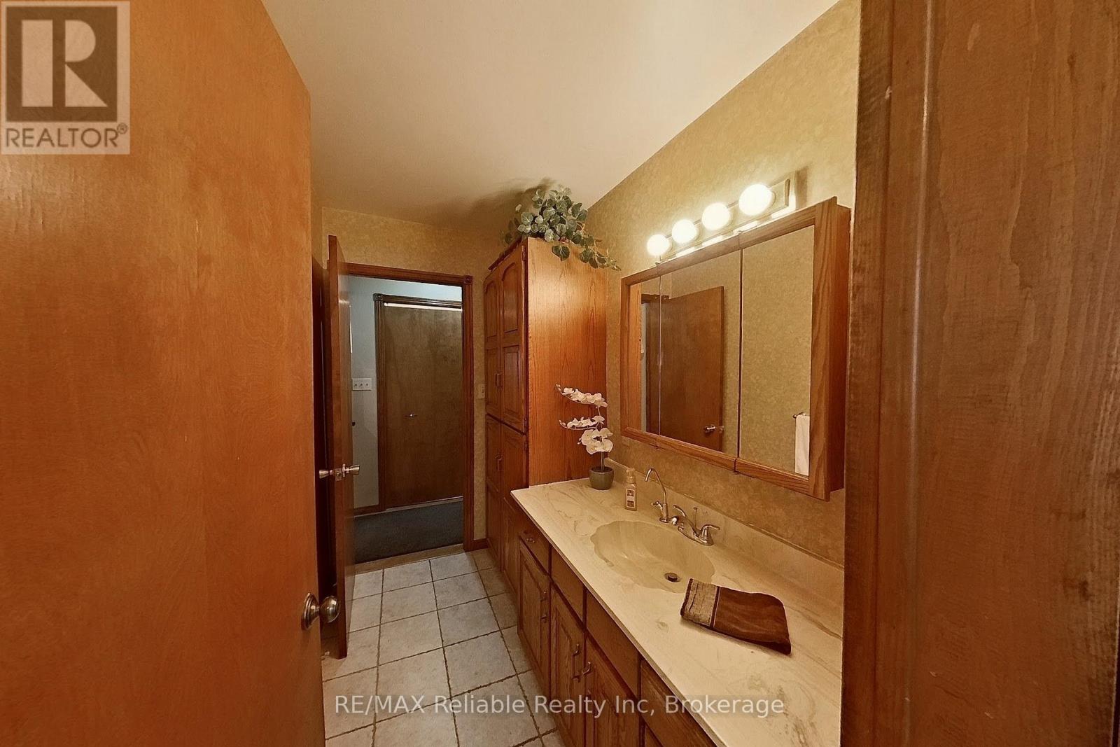 67 Rattenbury Street W, Central Huron, Ontario  N0M 1L0 - Photo 25 - X13126380