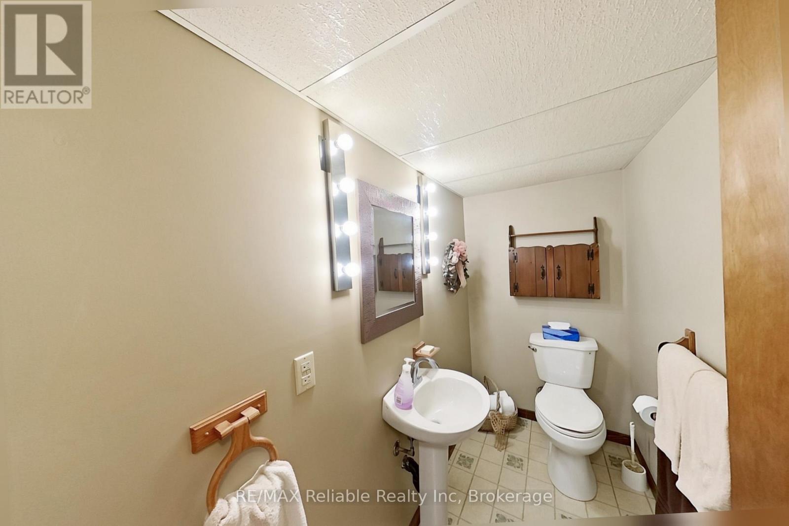 67 Rattenbury Street W, Central Huron, Ontario  N0M 1L0 - Photo 29 - X13126380