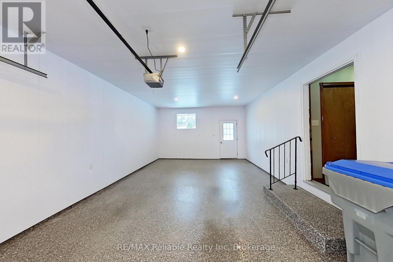 67 Rattenbury Street W, Central Huron, Ontario  N0M 1L0 - Photo 38 - X13126380
