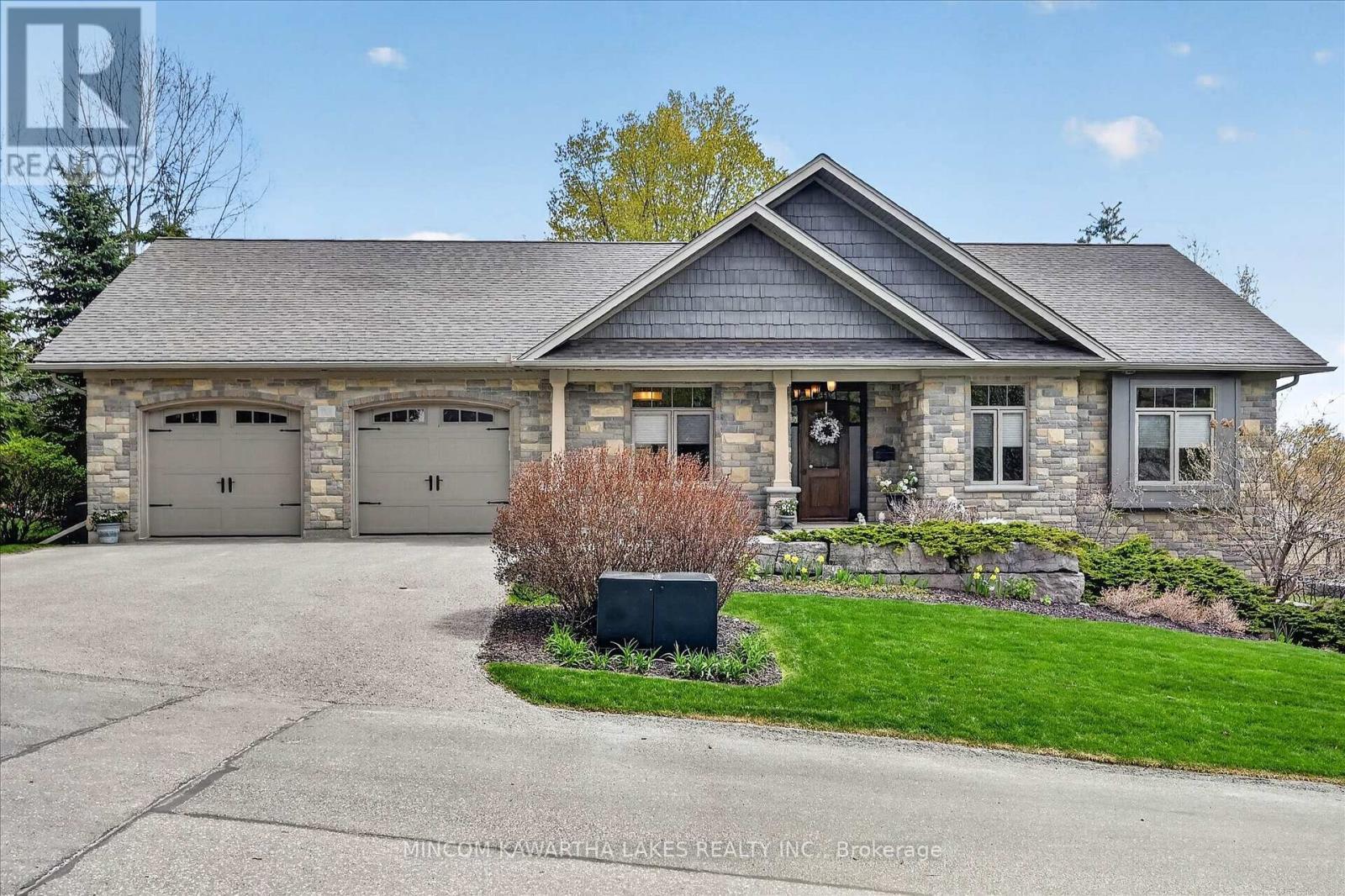 63 Weller Crescent, Peterborough, Ontario  K9J 6J4 - Photo 2 - X13126300