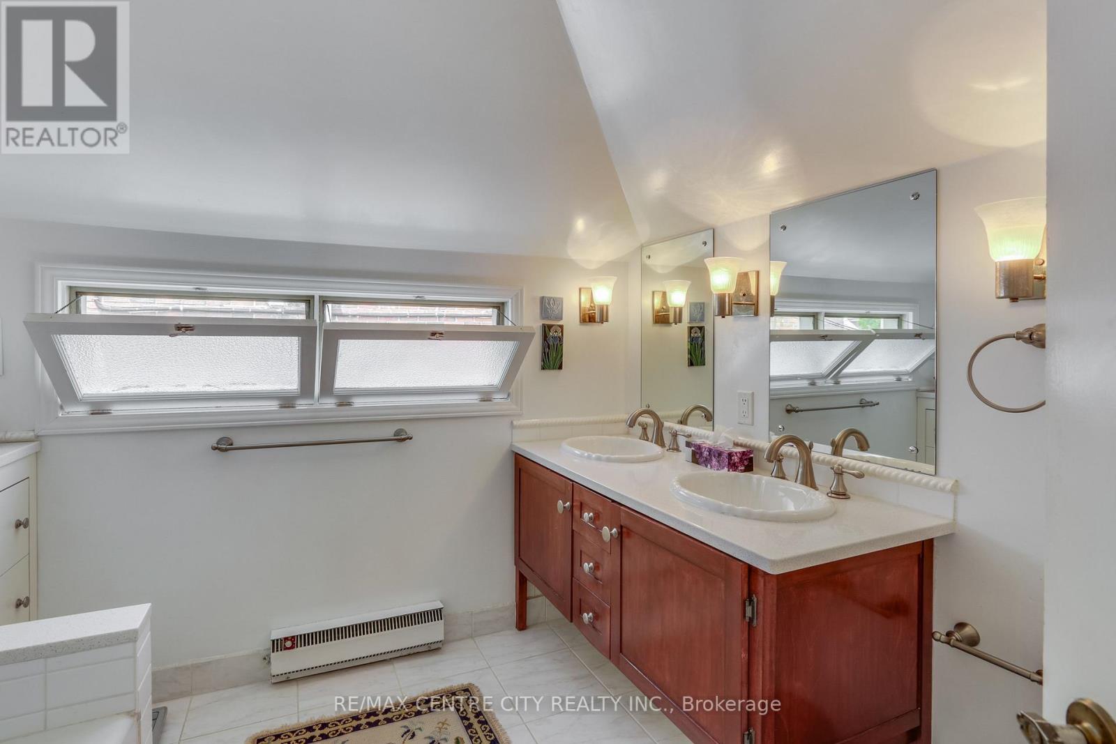 1008 Waterloo Street, London East, Ontario  N6A 3X6 - Photo 28 - X13126236