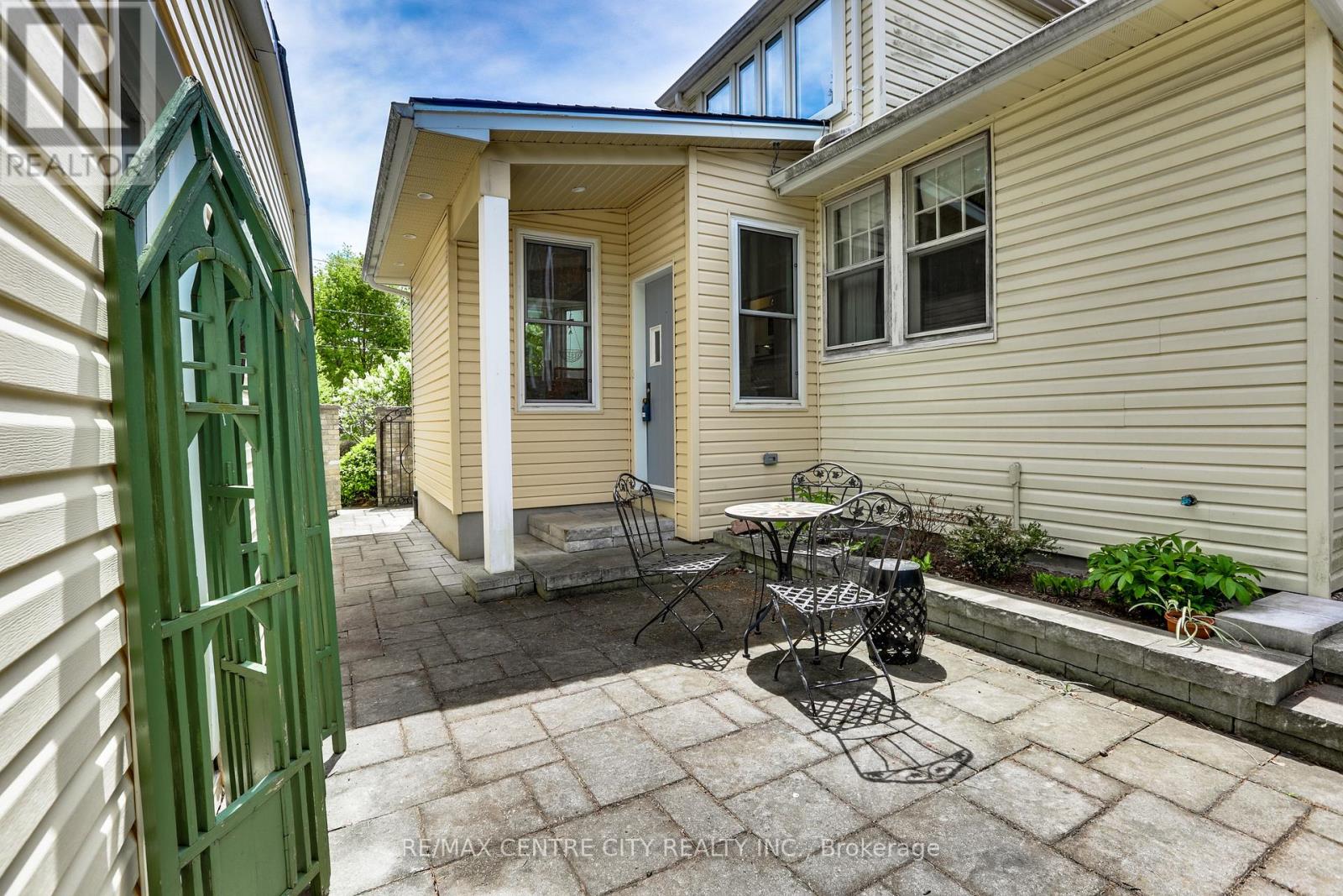 1008 Waterloo Street, London East, Ontario  N6A 3X6 - Photo 40 - X13126236