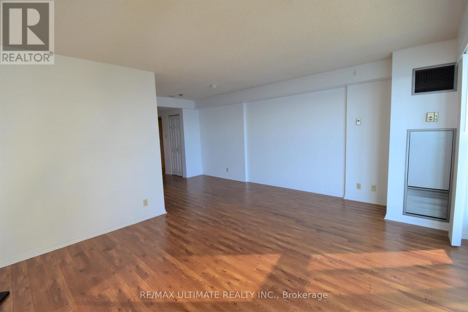 1503 - 99 Harbour Square, Toronto, Ontario  M5J 2H2 - Photo 7 - C13126262