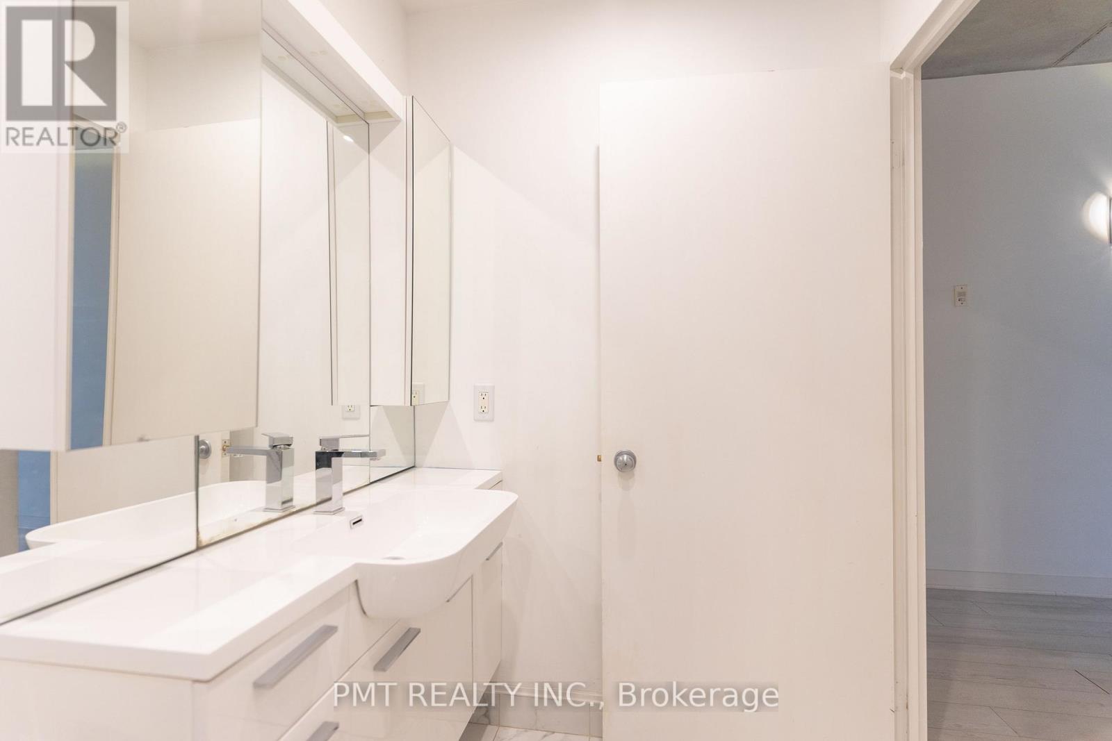 401 - 36 Charlotte Street, Toronto, Ontario  M5V 3P7 - Photo 10 - C13126354