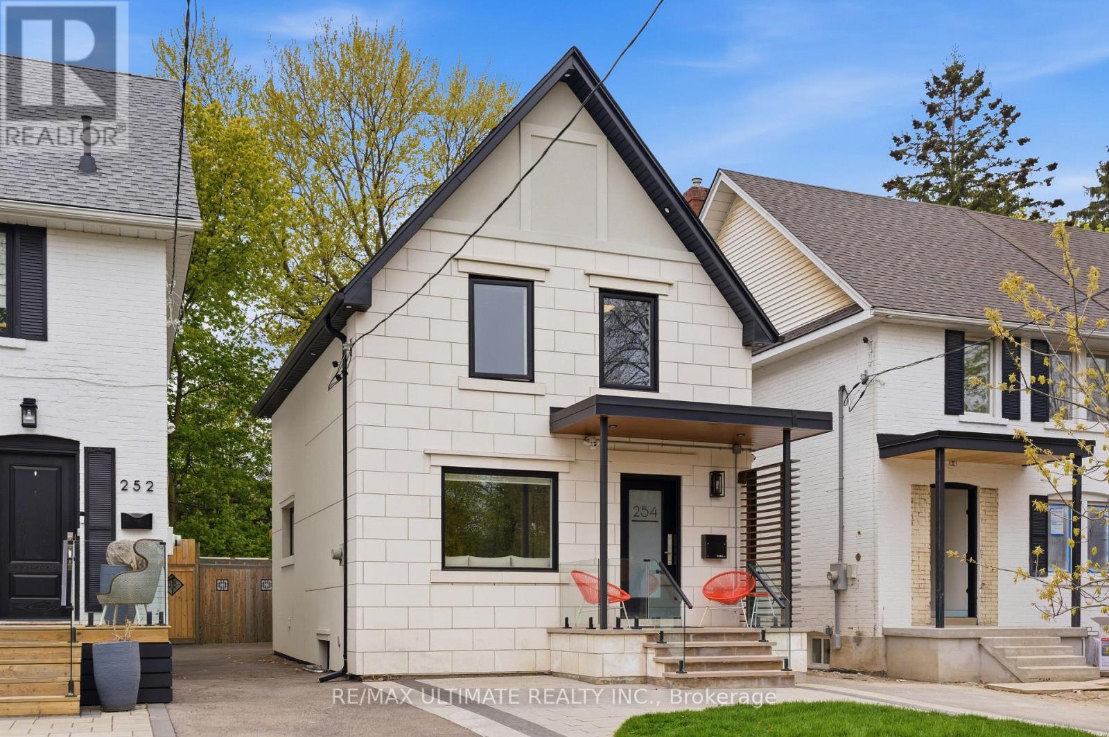 254 AIRDRIE ROAD, Toronto, Ontario