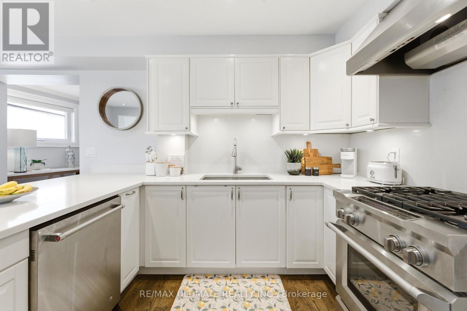 254 Airdrie Road, Toronto, Ontario  M4G 1N1 - Photo 13 - C13126364