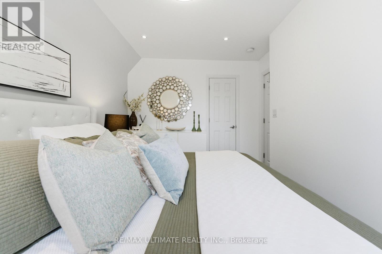 254 Airdrie Road, Toronto, Ontario  M4G 1N1 - Photo 26 - C13126364