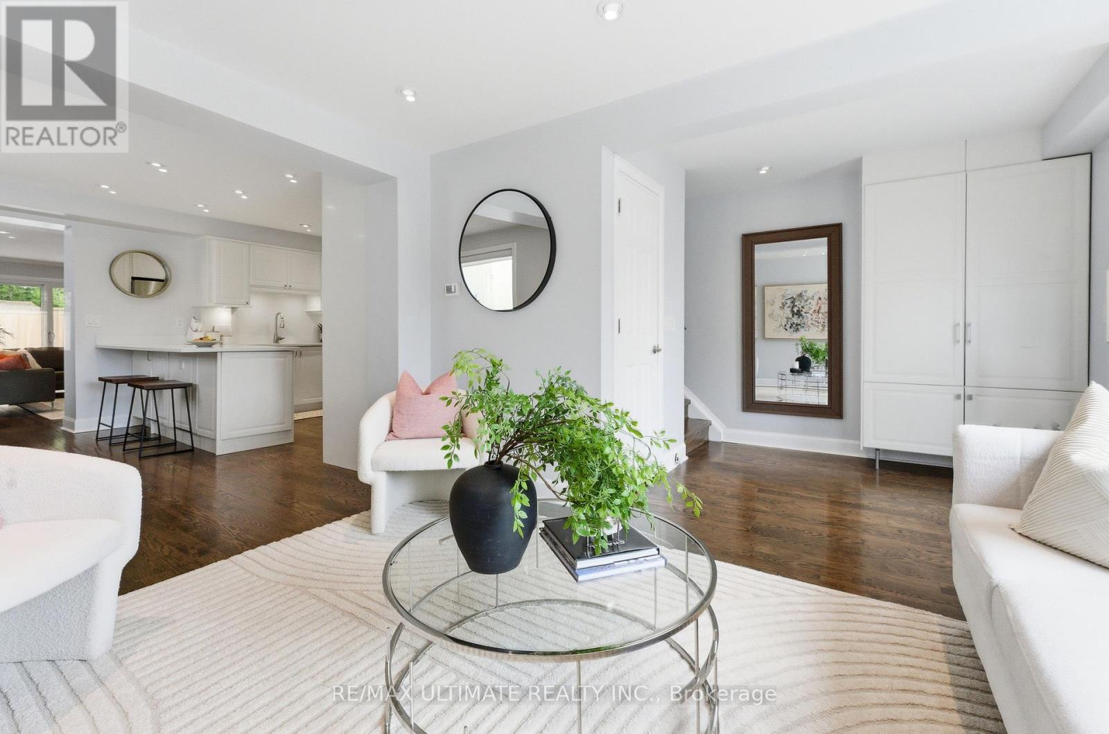 254 Airdrie Road, Toronto, Ontario  M4G 1N1 - Photo 5 - C13126364