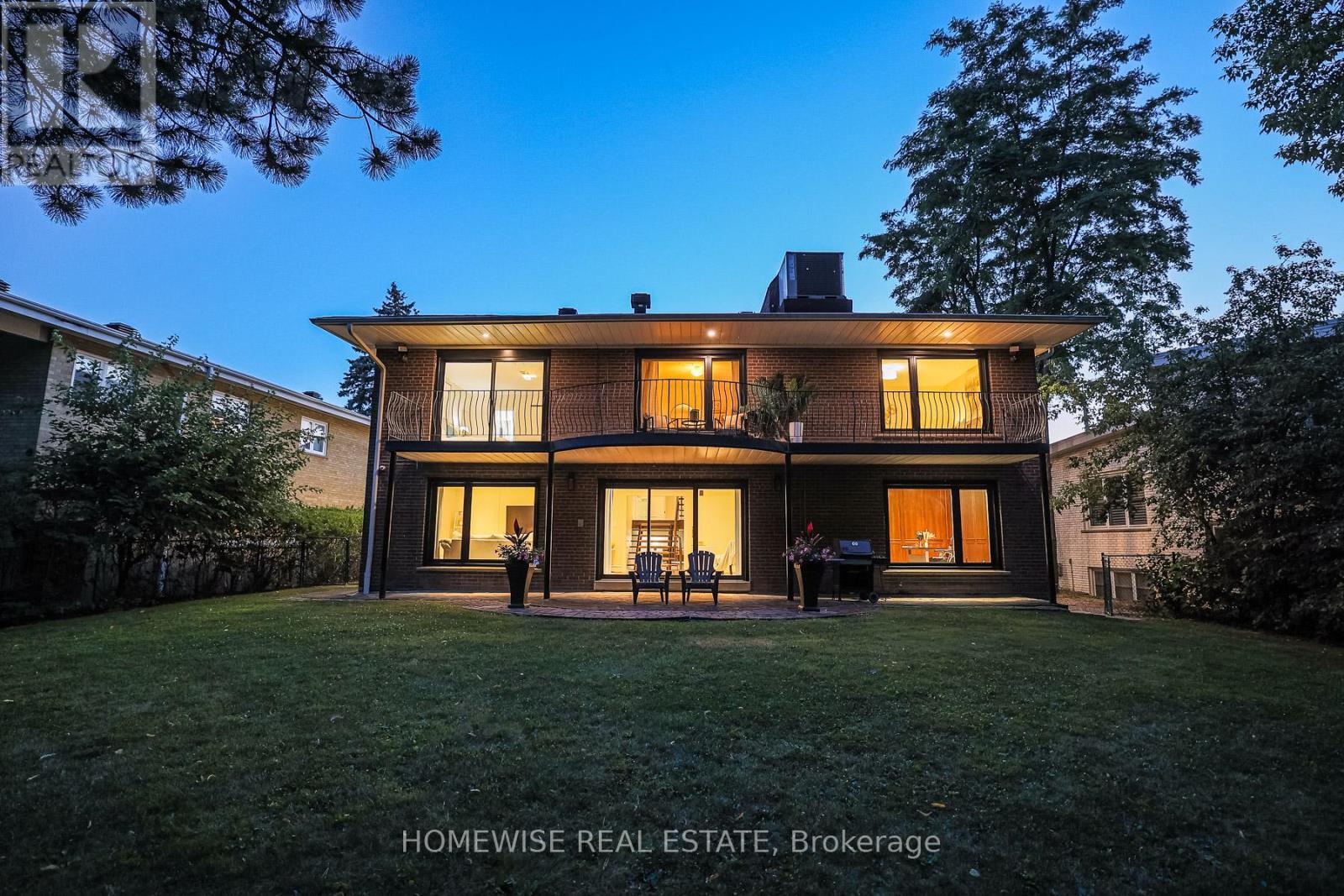 21 Bayhampton Court, Toronto, Ontario  M3H 5L5 - Photo 38 - C13126376