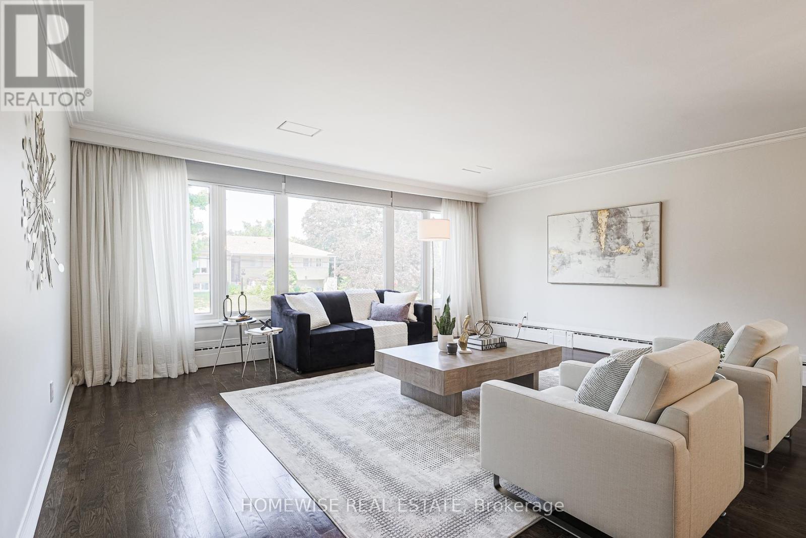 21 Bayhampton Court, Toronto, Ontario  M3H 5L5 - Photo 9 - C13126376